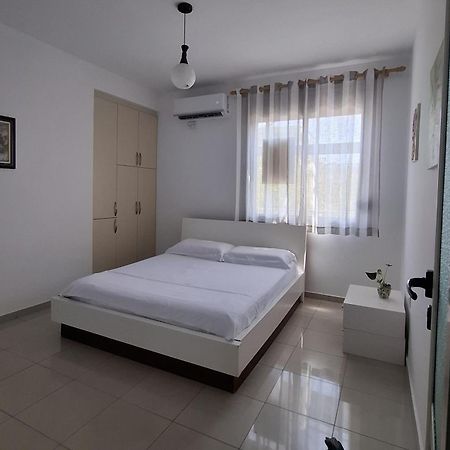 Braho Apartment Vlorë Esterno foto