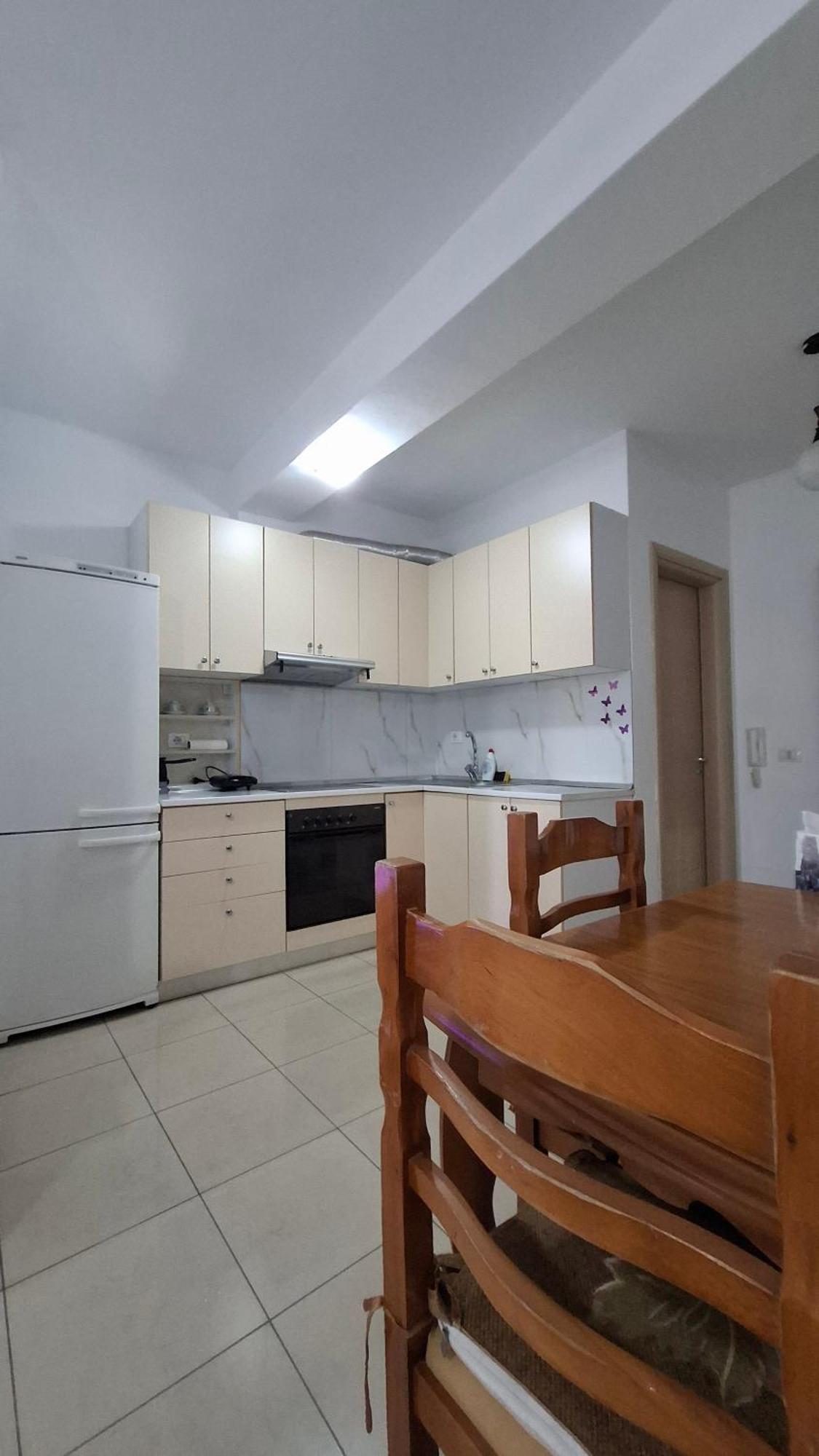 Braho Apartment Vlorë Esterno foto